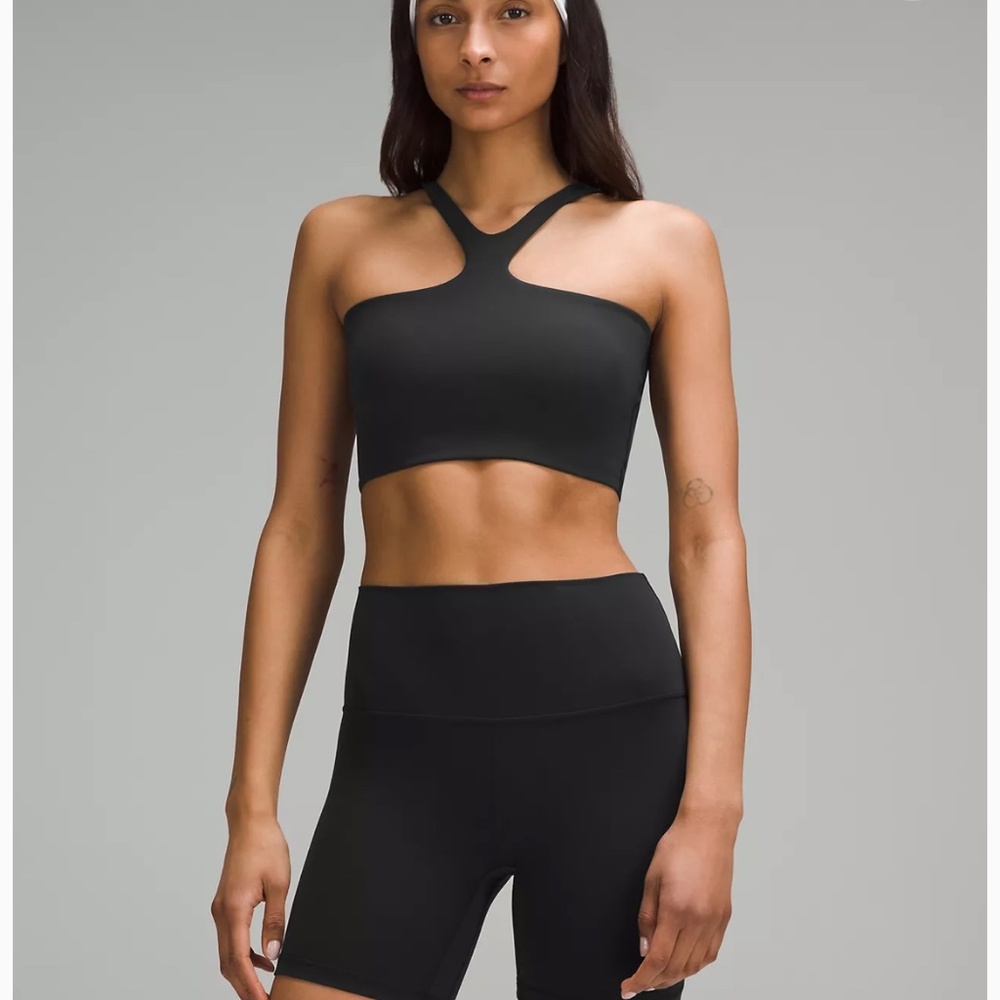 2 Lululemon sport bras